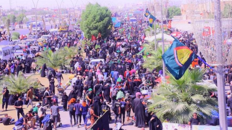 بالصور.. تدفق مليوني لزائري الاربعين على تخوم كربلاء