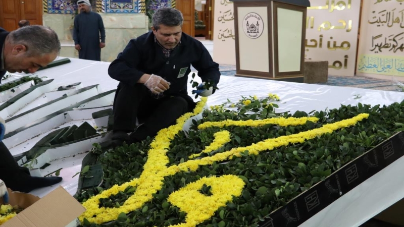 شاهد بالصور تحضيرات مستمرة لأحياء ذكرى ولادة الامام الحسين عليه السلام