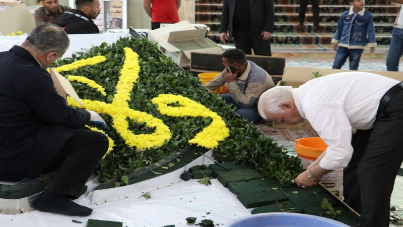 شاهد بالصور تحضيرات مستمرة لأحياء ذكرى ولادة الامام الحسين عليه السلام